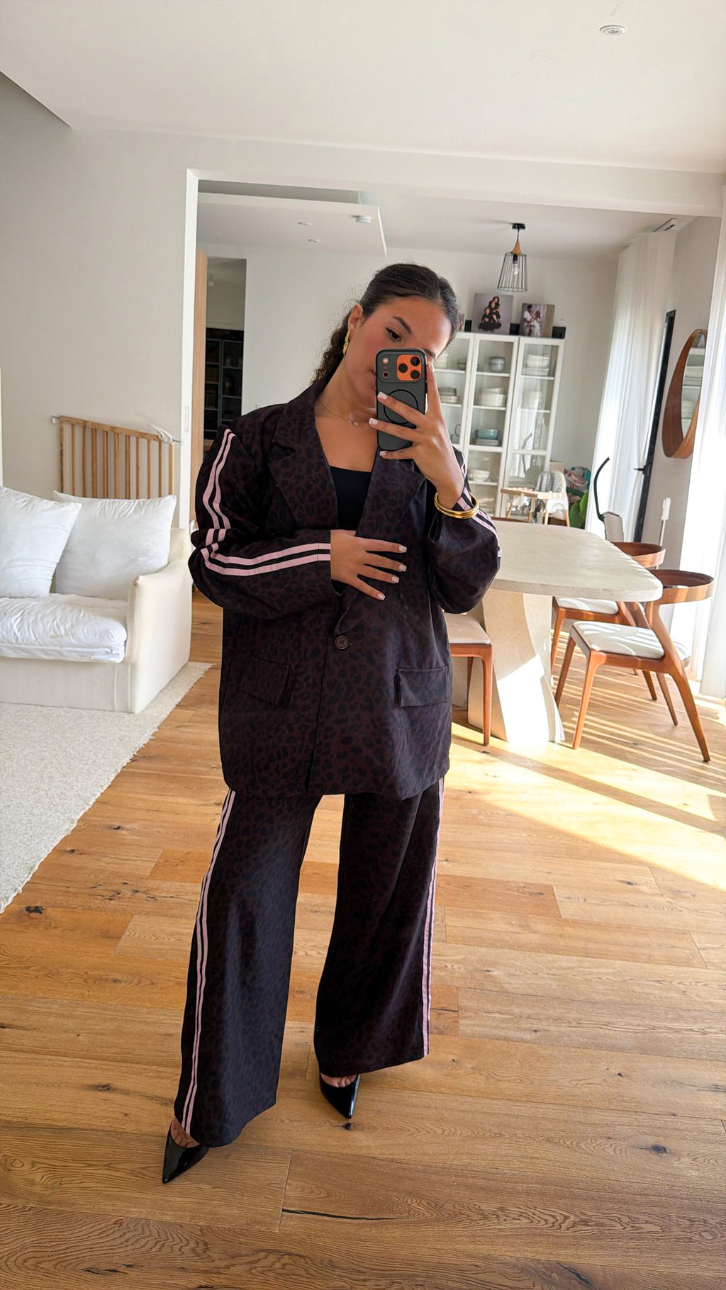 Ensemble tailleur léopard à bande rose