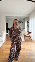 Ensemble à pois marron